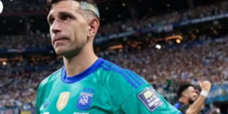 Pse dështoi transferimi i Emiliano Martinez te Juventus në Torino?
