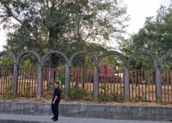 Rama nis takimin me ministrat dhe drejtuesit politik; u shmang në PS për mos ushqyer algoritmin e protestës