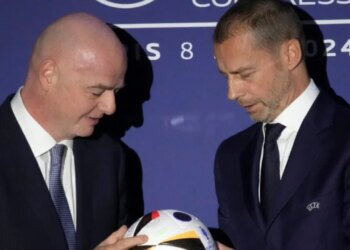 Revolta kundër Infantinos: Tre konfederata të fuqishme të futbollit përgatitin plan për ndryshimin e drejtimit të FIFA-s