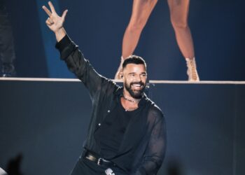 Ricky Martin rikthehet në kinema, bashkohet me filmin e ri të Gael García Bernal