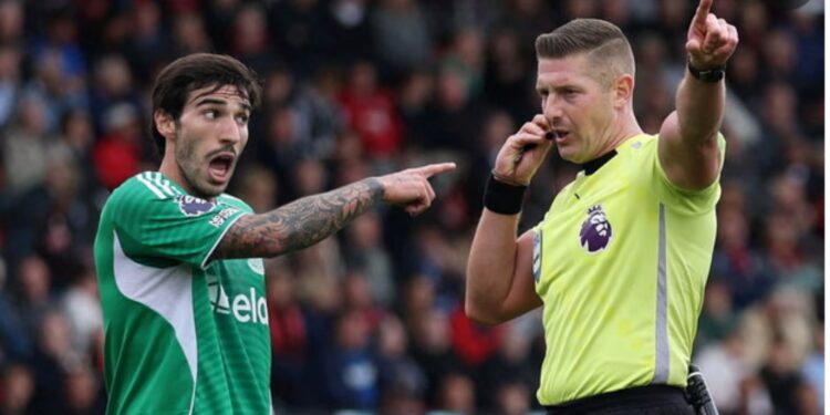 Risi në Premier League: do të lejohet dëgjimi i komunikimeve mes futbollistëve dhe arbitrave