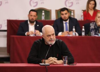 Rruga jonë e qartë; BE nën presion për anëtarësim; Rama në FT: Shqipëria në momentin më të mirë
