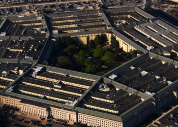 SHBA kërkon strategji të reja kundër Iranit; ushtria thërret analistët: Na duhen ide kreative për të rritur presionin