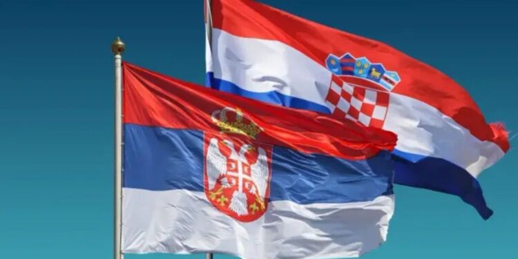 Serbia po grumbullon armë sulmi, Kroacia jep alarmin: Ushtroni presion mbi Beogradin