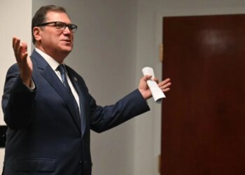 Shkarkohet prokurori i njohur në SHBA, emërimi i tij në Prokurorinë Federale ishte i paligjshëm