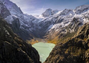 Shkrirja e akullnajave në Alpet Zvicerane i jep fund misterit, gjenden eshtrat e 3 alpinistëve para 30 vitesh