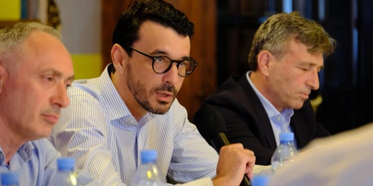 Shqipëria merr 61 milionë euro nga BE, Ministri Karakaçi: Realizuam objektivat brenda 30 qershorit