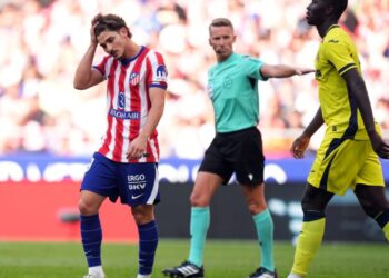Situatë kritike te Atletico Madrid, takim urgjent për të ardhmen e Julian Alvarez — çfarë do të ndodhë?