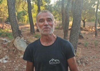 Skifteri shqiptar që hyri mes flakëve dhe rrezikoi jetën për të shpëtuar shtëpitë në Psatha të Greqisë