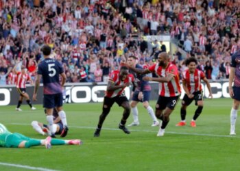 Skuadra e Tottenham ishte katastrofike në fushë, dhe Brentford i dha një leksion futbolli skuadrës londineze