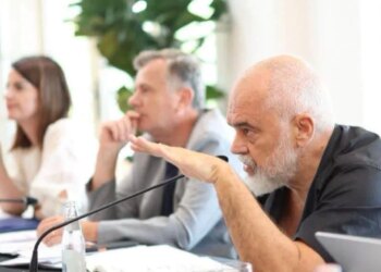 Takimi i Ramës me deputetët dhe drejtuesit në Tiranë, PS zbulon 'Orën e Dëgjesës' dhe funksionimin
