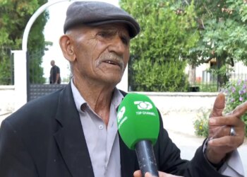 Takimi me ministrat në Pogradec; të moshuarit priten nga Rama në vilën qeveritare: Duam të takojmë Kryeministrin