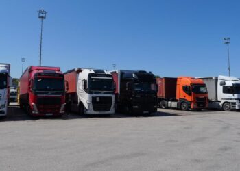 Të ardhurat doganore shënuan rritje Janar–Korrik, mbështetur nga taksat, akcizat dhe TVSH; 142 mld lekë fitim në 2026