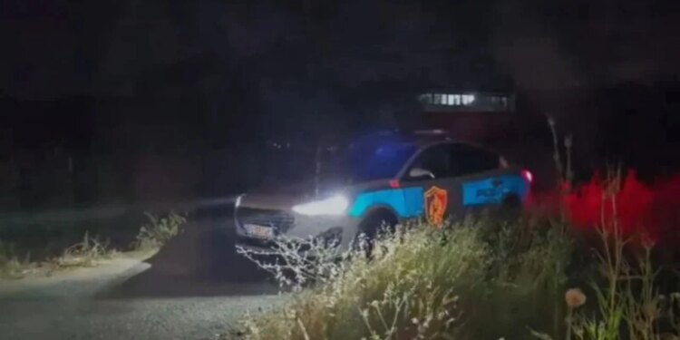 Të shtëna me armë zjarri në jaht pranë Palasës, policia nis ndjekjen e mjetit lundrues