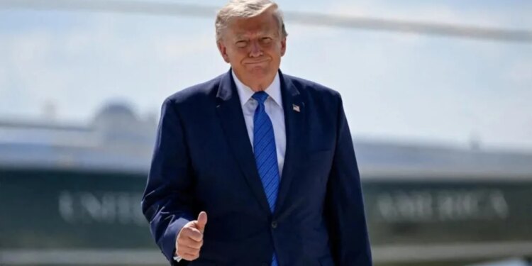 Tensionet SHBA-Iran, Trump: Sulmet u pezulluan për t'i hapur rrugë diplomacisë