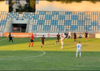 Tirana feston 106-vjetorin e themelimit me barazim në miqësoren me Laçin
