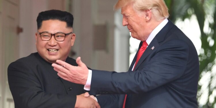 Trump kërkon të takohet me Kim Jong Un për ta bindur të braktisë programin bërthamor