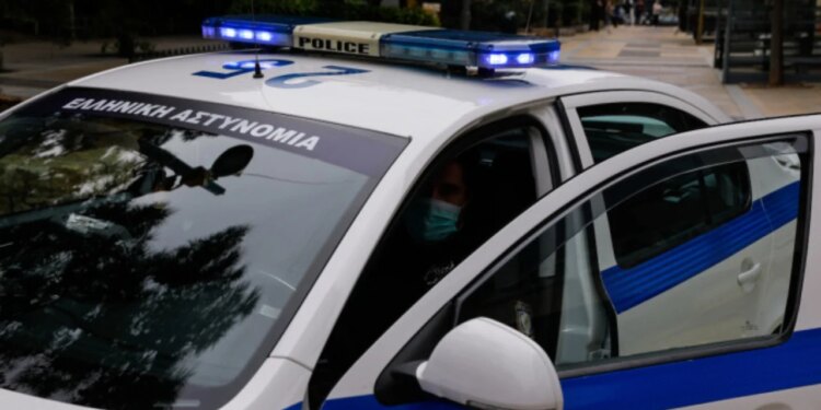 Turisti kilian që po kalonte ilegalisht nga Shqipëria drejt Greqisë u gjet i vdekur në një greminë
