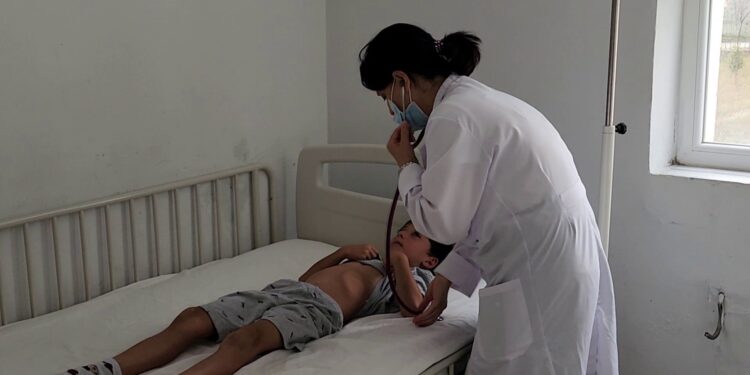 Verë, pushime dhe viroza: fluks pacientësh në qendrat shëndetësore, fëmijët më të prekur