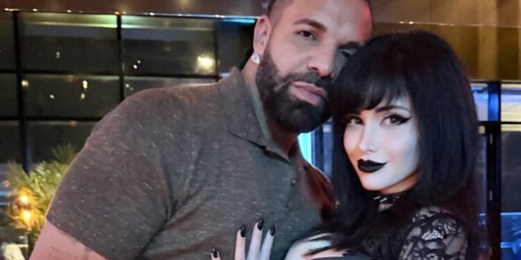 Video/ Do bëj gjithçka që më kërkon, Drake habit publikun; reperi leh si qen për dashurinë e jetës