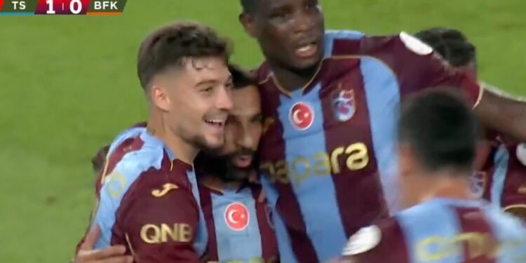 Video/ Salah shënon golin e parë me Trabzonspor dhe feston me Muçin