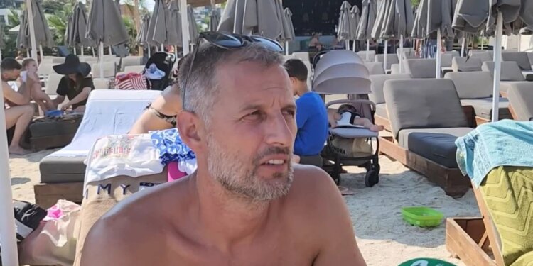 Vrasja e 20-vjeçarit në Ksamil, pushuesi rrëfen TCH momentet e tmerrit: Jemi trembur shumë, erdhëm për qetësi, por…