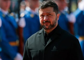 Zelensky paralajmëron se Koreja e Veriut do të dërgojë deri në 50 mijë trupa në Rusi