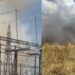 Zjarr me përmasa të mëdha pranë nënstacionit elektrik në Elbasan, digjet një parcelë me ullinj