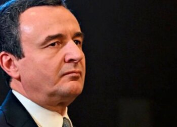 Zjarri në hotelin e Vlorës ku u plagosën 5 shtetas nga Kosova, Kurti: Autoritetet monitorojnë të lënduarit