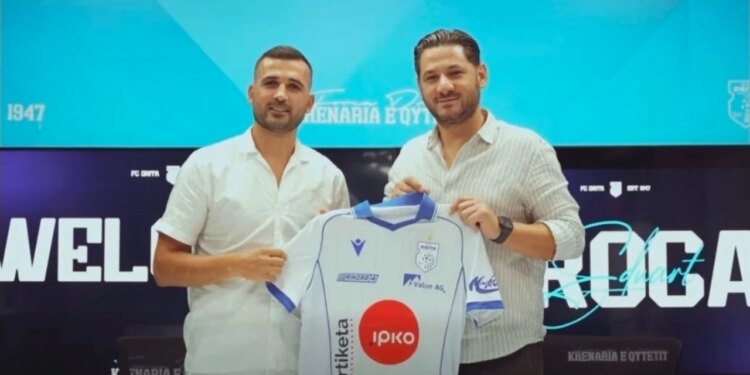Zyrtare/ Mesfushori shqiptar firmos me skuadrën kampione në lëvizje surprizë