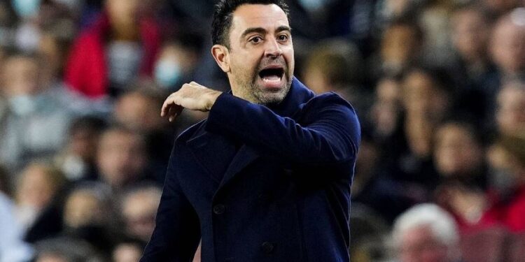Zyrtare: Xavi Hernandez rikthehet në pankinë, ish-i i Barcelonës prezantohet si trajner i Holandës