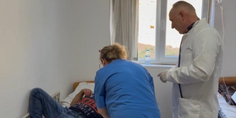 139 persona u helmuan në Fushë-Arrëz; ISHP konstaton ndotje në sistemin e ujit të pijshëm