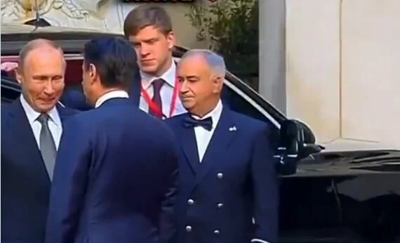 Agjenti 007 i Putinit: Kush është truproja misterioze Anton Afinogenov që ka tërhequr vëmendjen në Rusi
