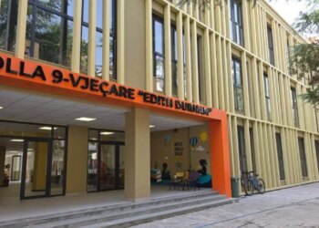 Alarmoi policinë për bombë në shkollën Emin Duraku, detyrim paraqitje për Mandi Jataganin: Do ta bëj sërish nëse…
