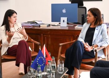 Ambasadorja e BE-së në Shqipëri takim me ministren Pirdeni: Rikonfirmojmë angazhimin e plotë për të mbështetur Shqipërinë