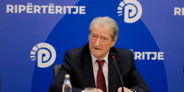 Anulimi i konferencës së kryeministrit Rama në Rinas, Berisha reagon: Kapitullim pa kushte para mediave