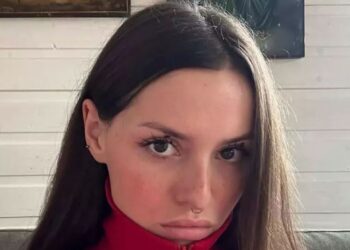 Arratiset nga Rusia ish-anëtarja e Pussy Riot: U detyrova të spiunoj për Moskën