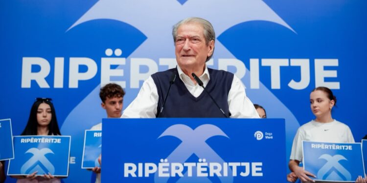 Arrest dhe pezullim kreu SHISH; Berisha: Vlora Hyseni ushtare e krimit të organizuar, Prodës iu gjet snajper