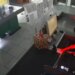 Arrestohet në Vlorë 32-vjeçari që thyen xhamin e supermarketit dhe vodhi kasën me para