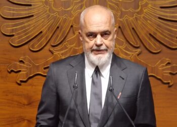 Askush dhe asgjë nuk më ndalë, Rama: Mendojnë se kanë bombën çudibërëse që do më rrëzojë, hidheni