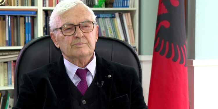 Asnjë gjyqtar i Hagës nuk i përket Kosovës, reagon Meidani: Konteksti historik s’diskutohet, populli viktimë e dhunës serbe