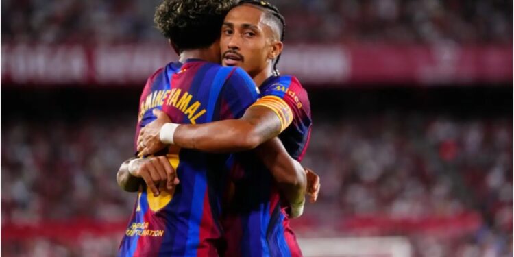 Barcelona, Raphinha feston rinovimin e kontratës dhe shkruan histori duke kaluar Messin