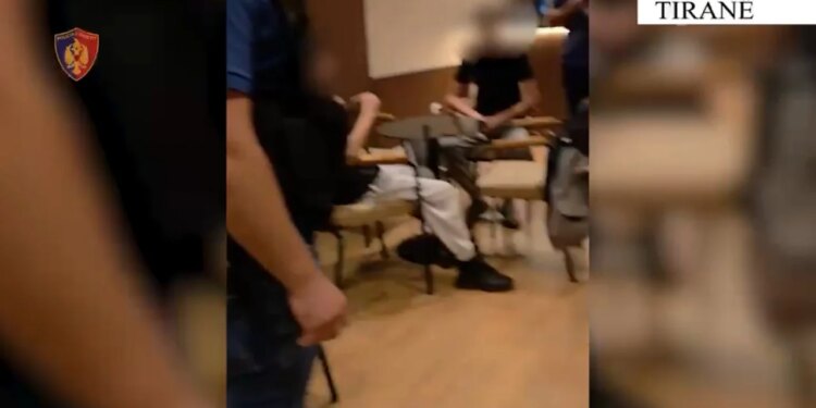 Baste sportive në lokale pranë shkollave, arrestohen 2 persona; procedohen 2 të tjerë