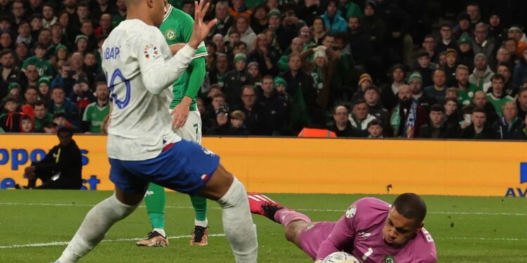 Bazunu refuzon ndeshjen ndaj Izraelit, kaos te Irlanda; zgjidhja emergjente e stafit habit UEFA-n