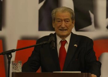 Berisha, New Jersey: Perpetruesit e mashtrimeve ndaj meje prapa hekurave; unë në tokën që tentuan të më ndalonin