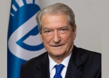Berisha: Varrimi i Ratko Mlladiçit me nderime shtetërore, mbështetje e hapur e Vuçiçit për gjenocidin, sfidë ndaj qytetërimit
