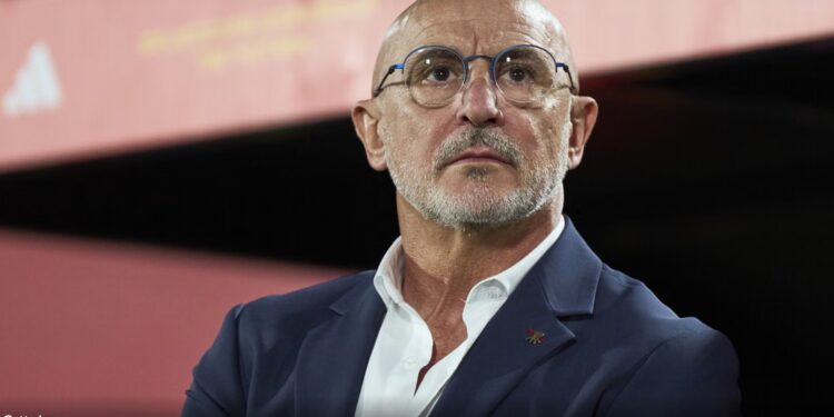 De La Fuente nënshkruan rinovimin me Spanjën deri në 2032; trajneri më fitues meriton një të ardhme afatgjatë