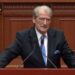 Debat në Kuvend: Berisha ndaj Ismailit: Kjo zonja ka kaluar zyrën e Agasit; i ndërpritet fjala kreut PD