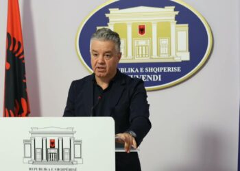 Denoncimi i PD-së: Nafta mbi 229 lekë/litër, Qeveria nuk ndërhyn, të eliminohet taksa e qarkullimit