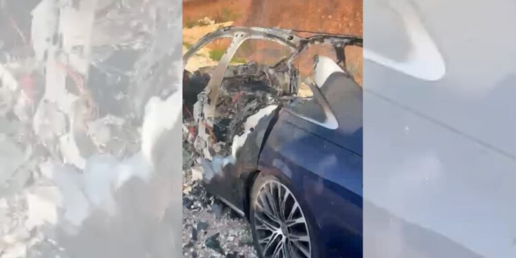 Digjet një Audi A8 në rrugën e bypass-it pranë Radhimës, shkak dyshohet një shkëndijë elektrike